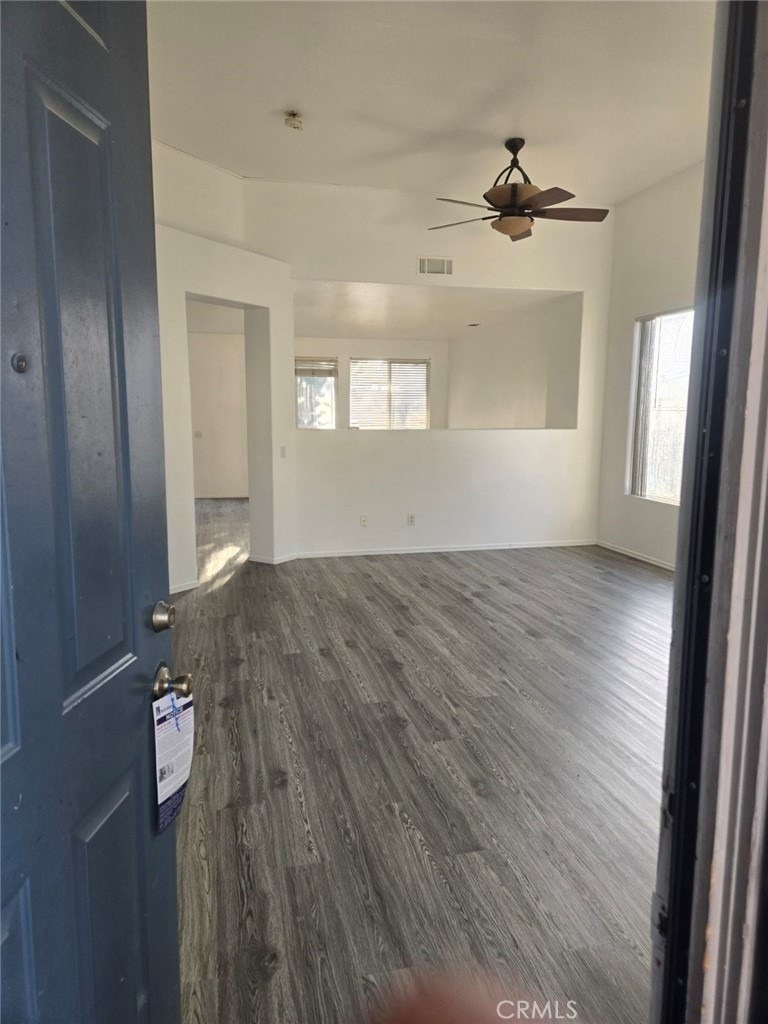 421 Steiner - Photo 2