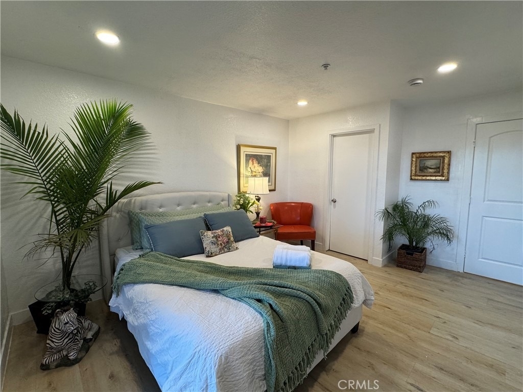 8514 E Baker Hill Road - Photo 0