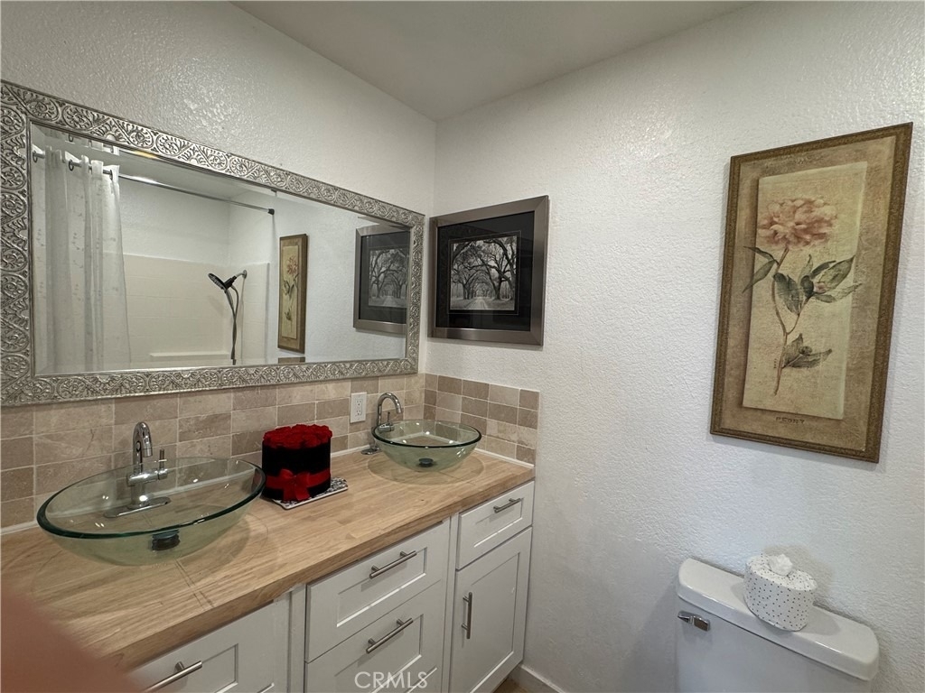 8514 E Baker Hill Road - Photo 5