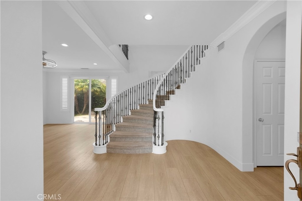 5271 Pearce Drive - Photo 4