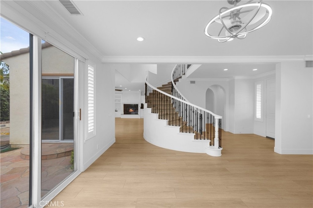 5271 Pearce Drive - Photo 6