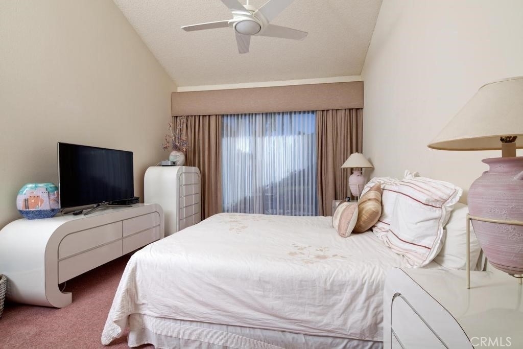 38613 Wisteria Drive - Photo 4