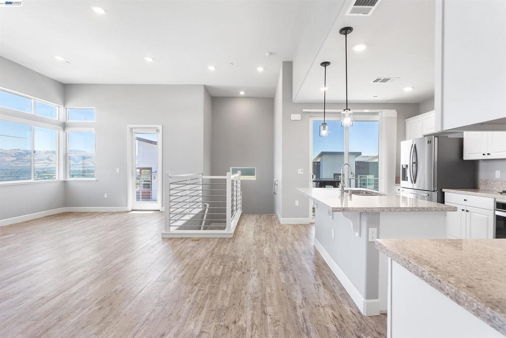 151 Manly Terrace - Photo 8