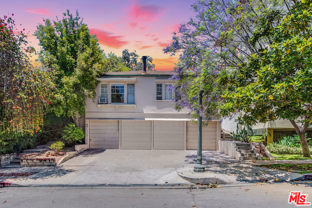 1655 Malcolm Avenue - Photo 7