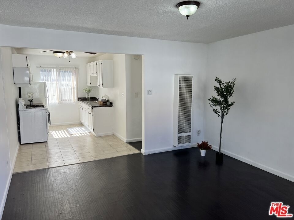 1330 S Wilton Place - Photo 4
