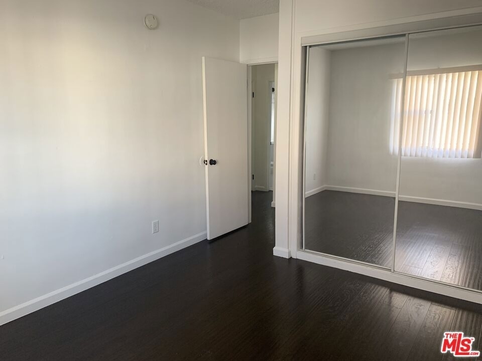 1330 S Wilton Place - Photo 12