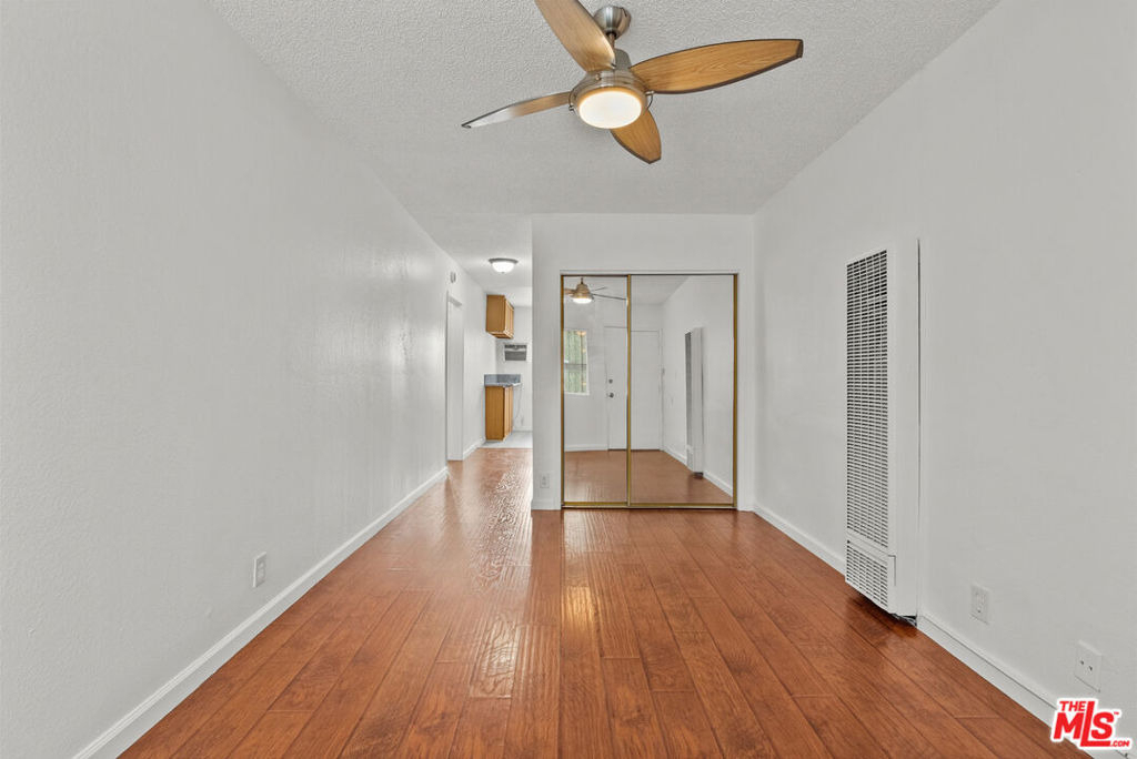 1540 N Fuller Avenue - Photo 5