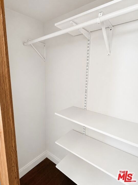 1525 N Hayworth Avenue - Photo 25