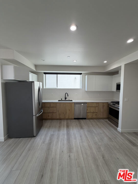 124 S Croft Avenue - Photo 6