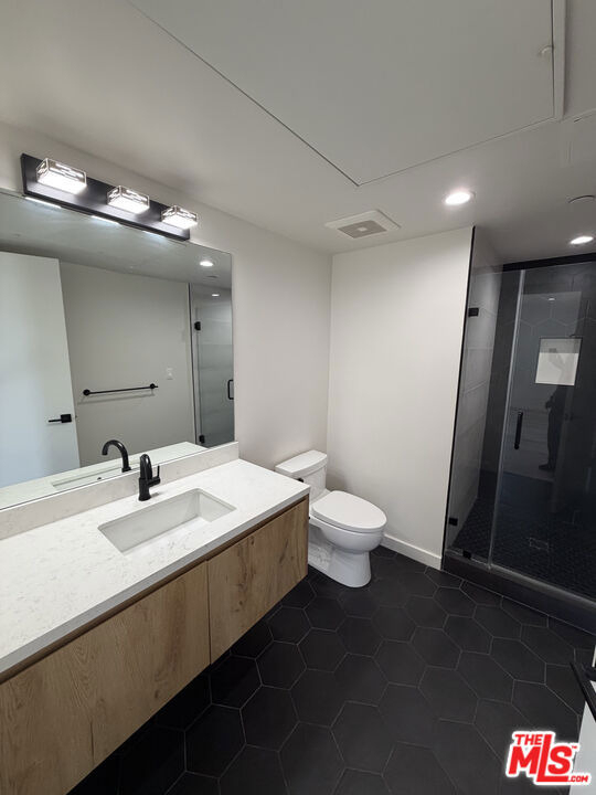 124 S Croft Avenue - Photo 12