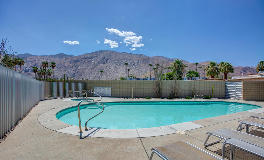 685 E Arenas Road - Photo 31