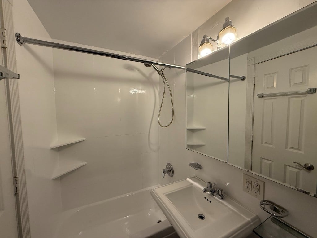 40 Avenue B - Photo 5