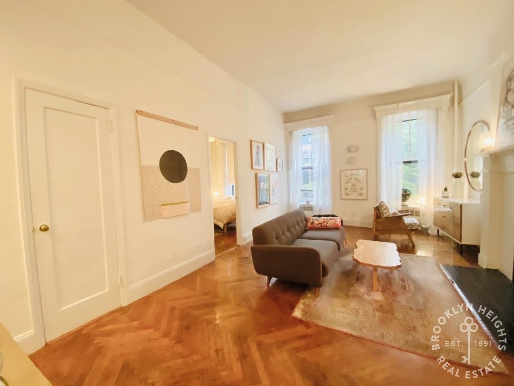 40 8th Avenue - Photo 4