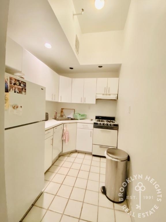 40 8th Avenue - Photo 5