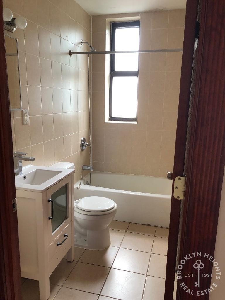 568 Pacific St. - Photo 3