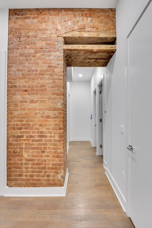 Madison Avenue - Photo 3