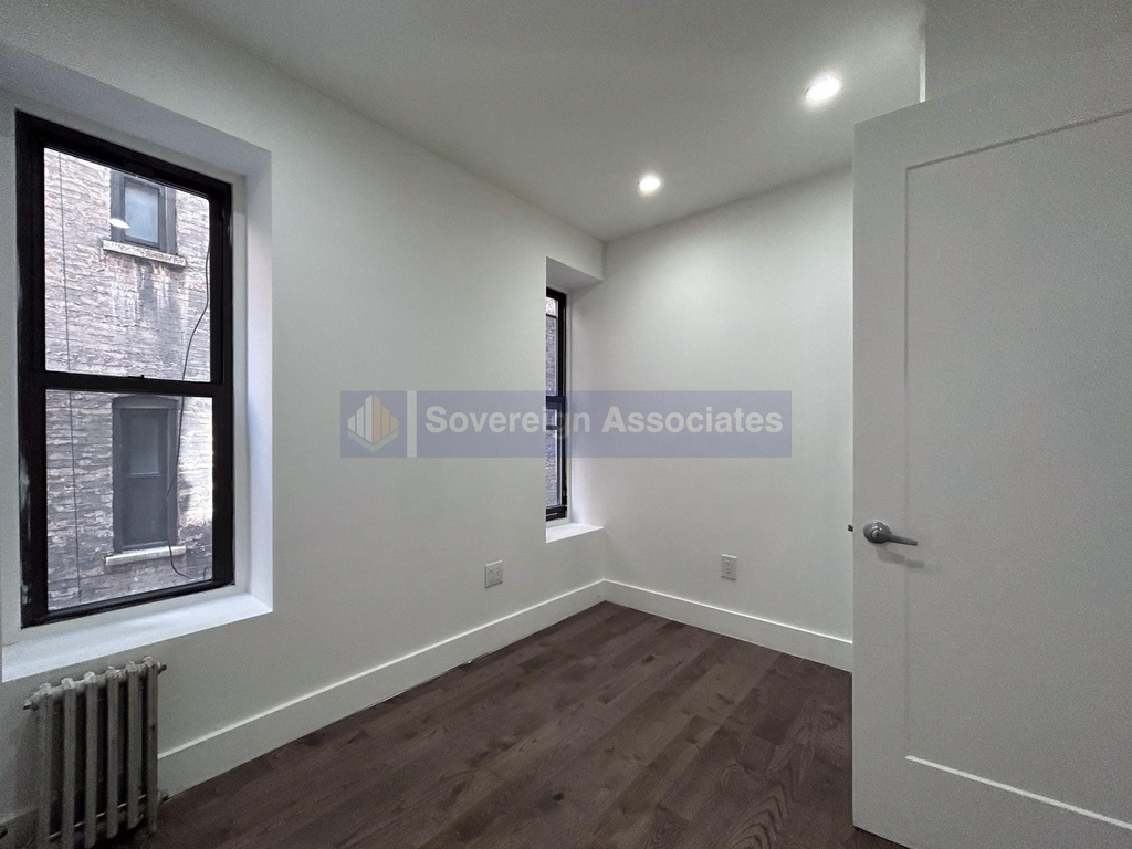 4 Saint Nicholas Terrace - Photo 4