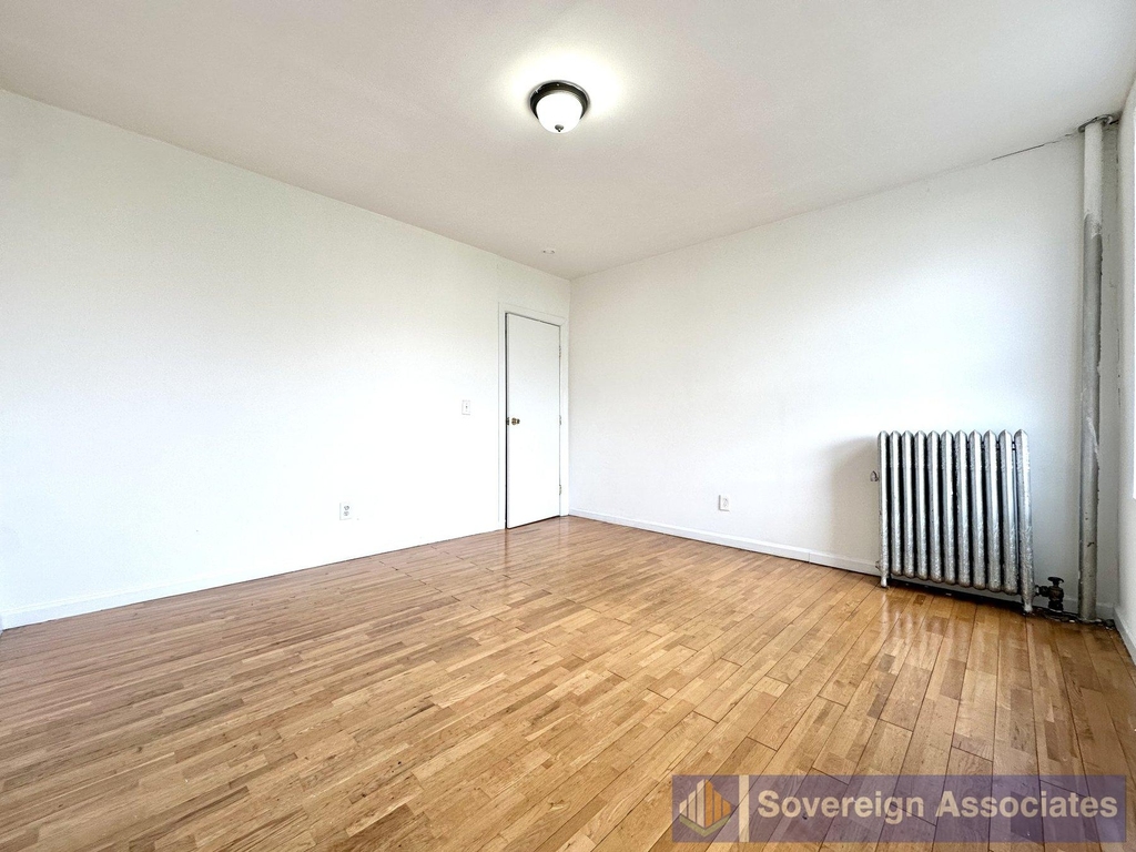 3620 Broadway - Photo 2