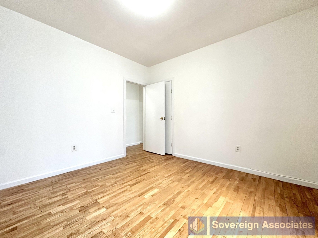 3620 Broadway - Photo 15