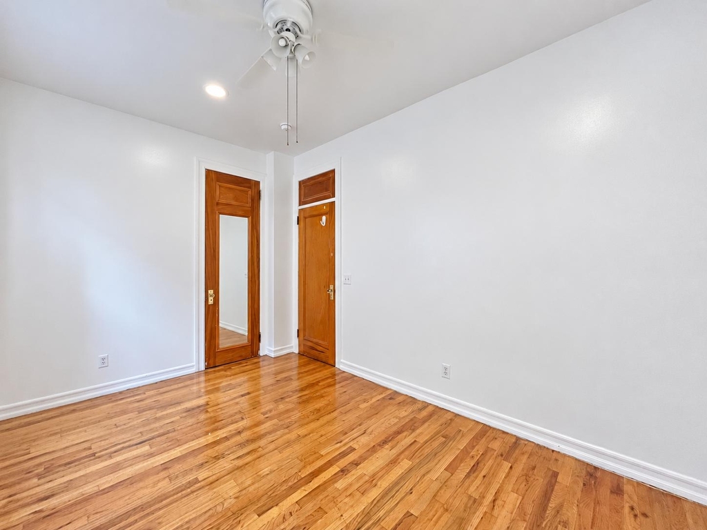 4305 Broadway - Photo 1