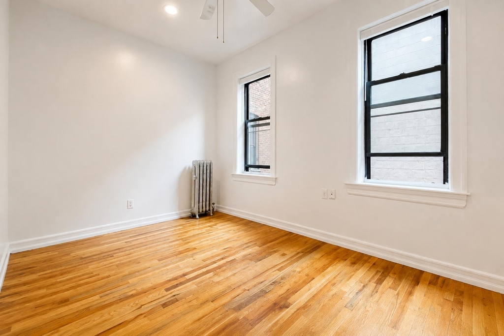 4305 Broadway - Photo 4