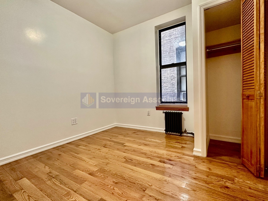 3133 Broadway - Photo 7