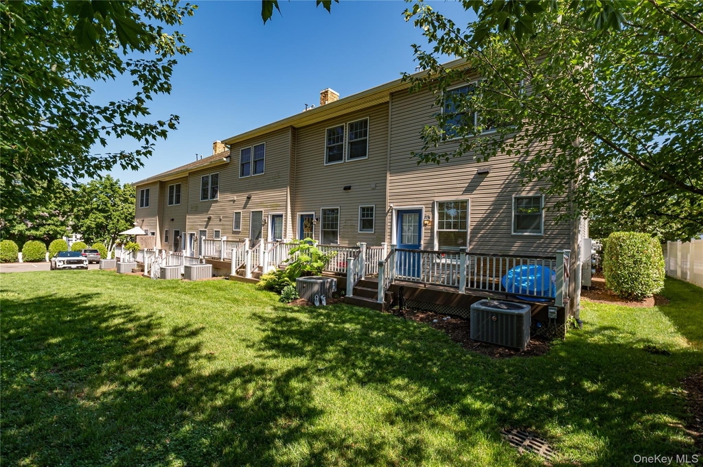 7 Nathan Hale Drive - Photo 16