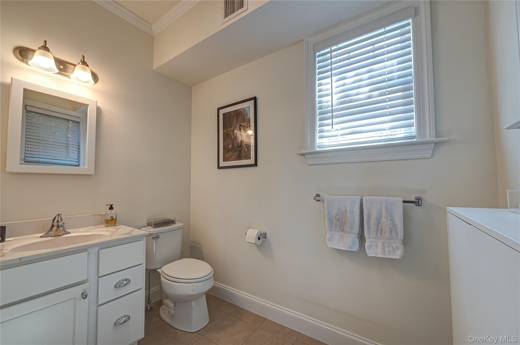 7 Nathan Hale Drive - Photo 11