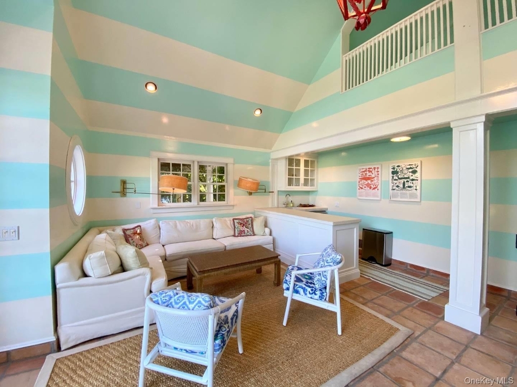 20 Quogue Street - Photo 20