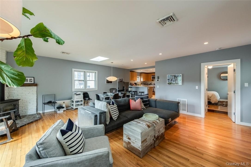 44 Main Street - Photo 15
