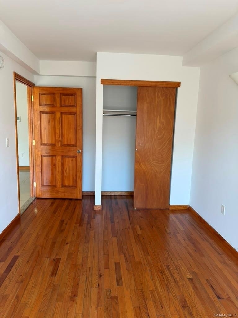 35-19 Leavitt Street - Photo 7