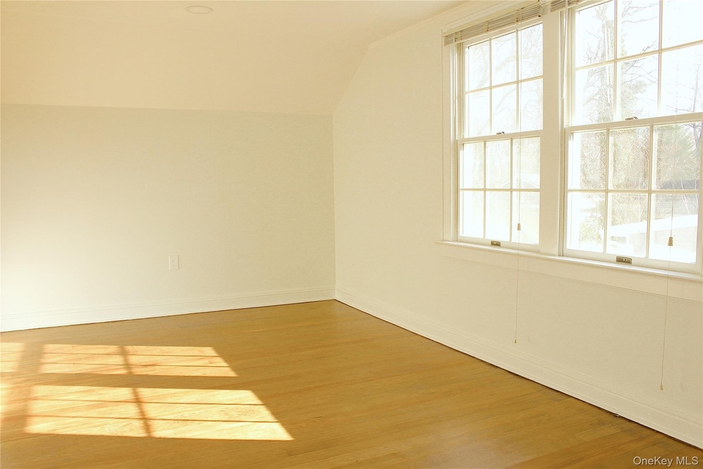 66 Scudder Place - Photo 5