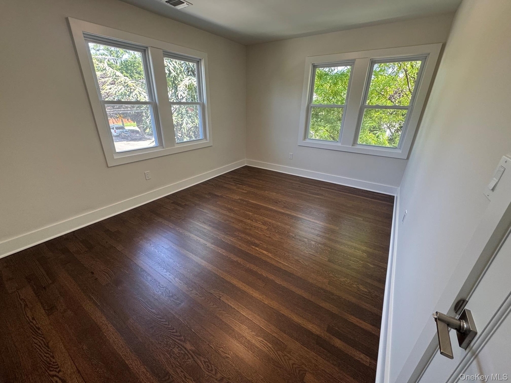 482 Fourth Avenue - Photo 6