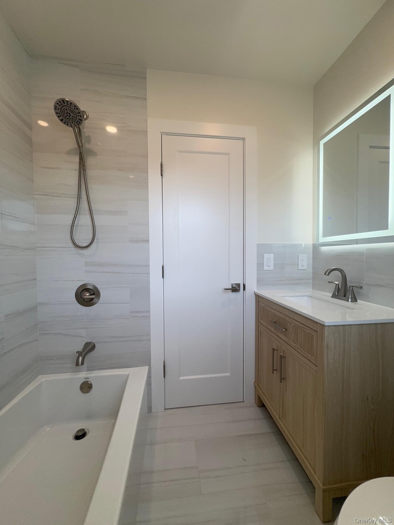 482 Fourth Avenue - Photo 8