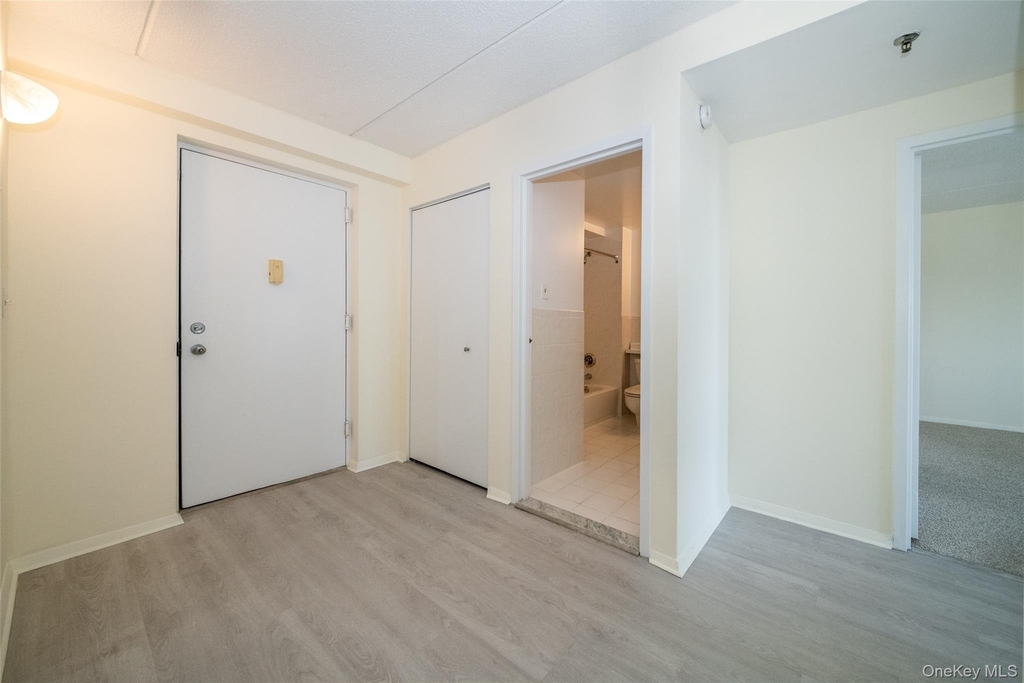 123 Mamaroneck Avenue - Photo 2