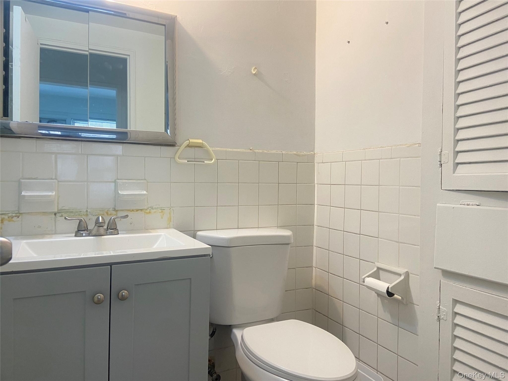 89-15 Parsons Boulevard - Photo 4