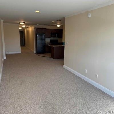 14 Willis Ave - Photo 2