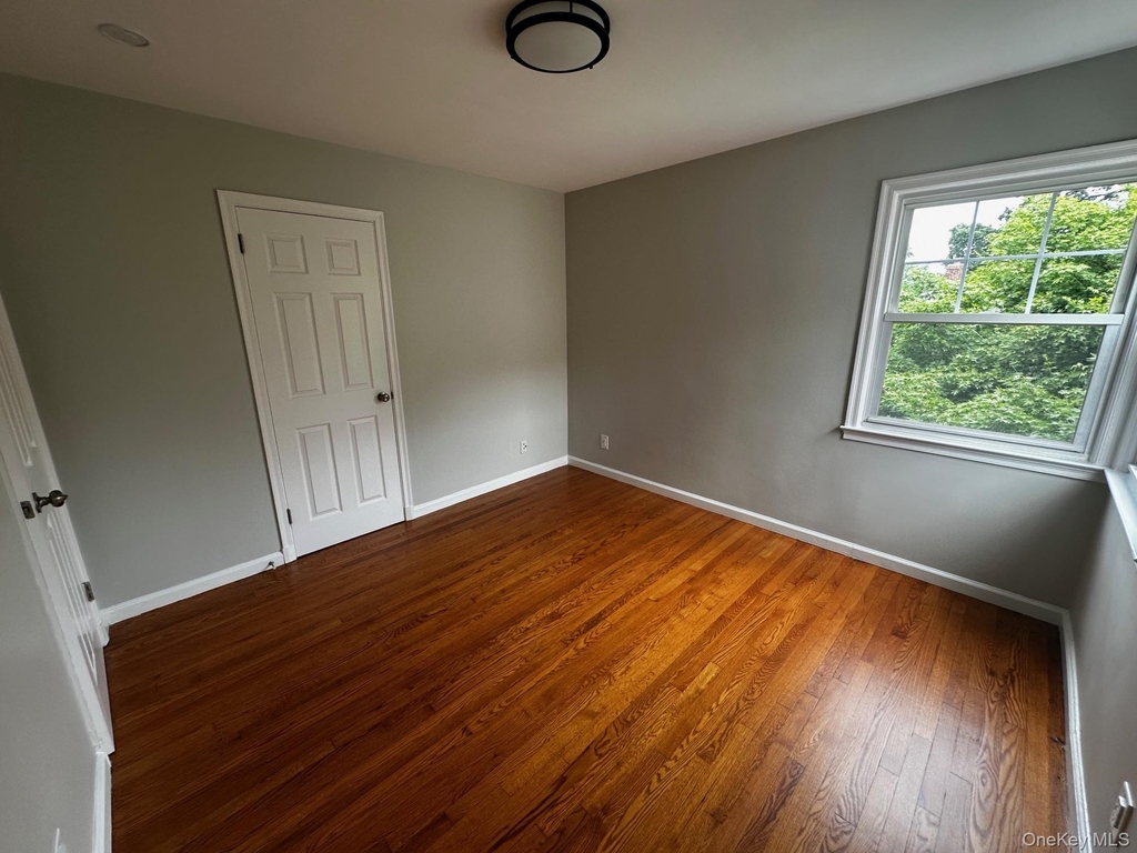 21 Batavia Place - Photo 13