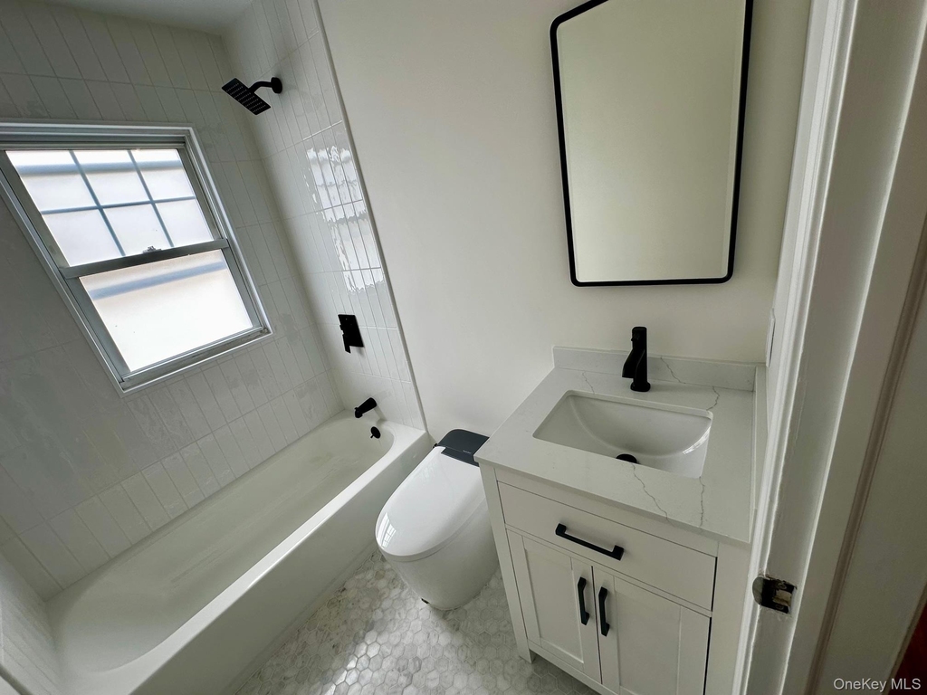 21 Batavia Place - Photo 2