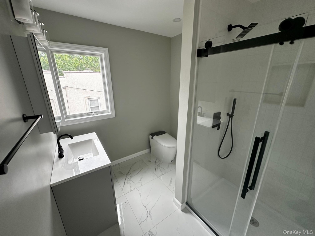 21 Batavia Place - Photo 1
