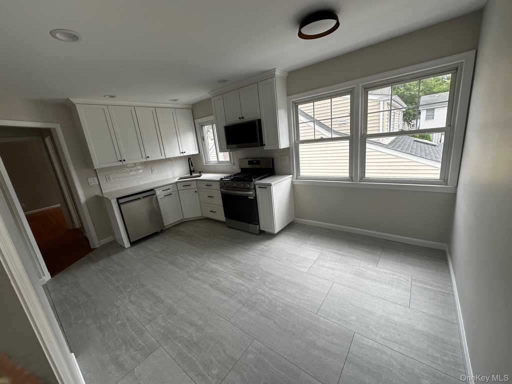 21 Batavia Place - Photo 5