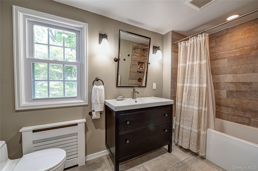 24 Soundview Road - Photo 16
