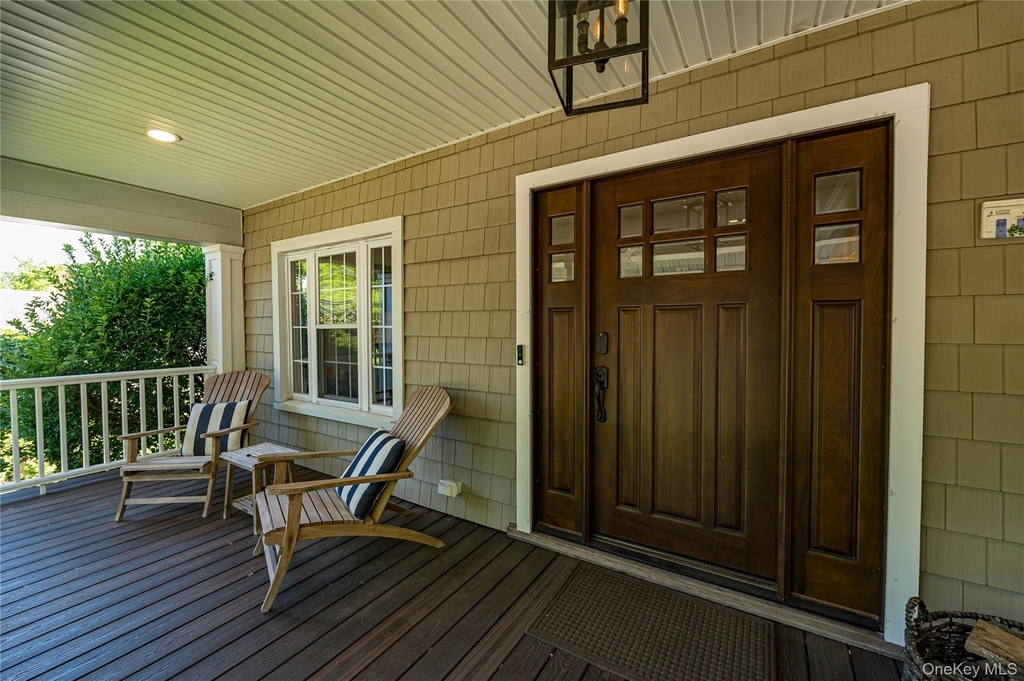24 Soundview Road - Photo 1