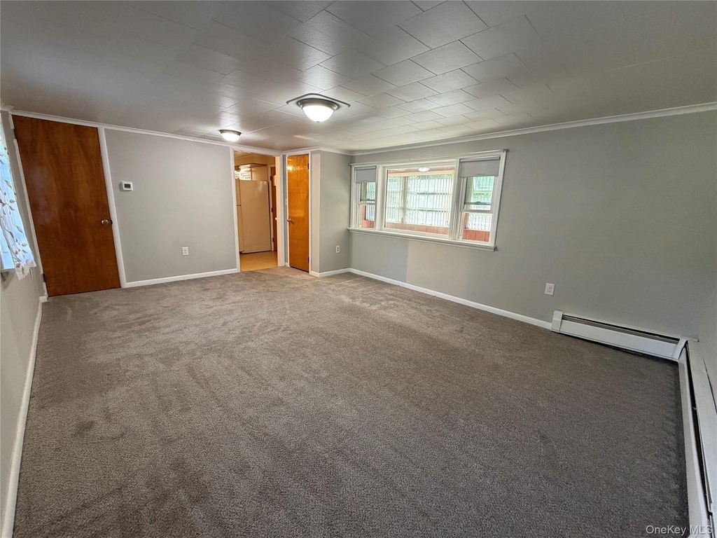 1390 Kings Highway - Photo 10