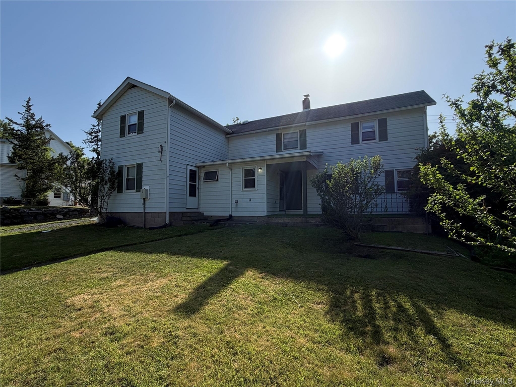 1390 Kings Highway - Photo 1