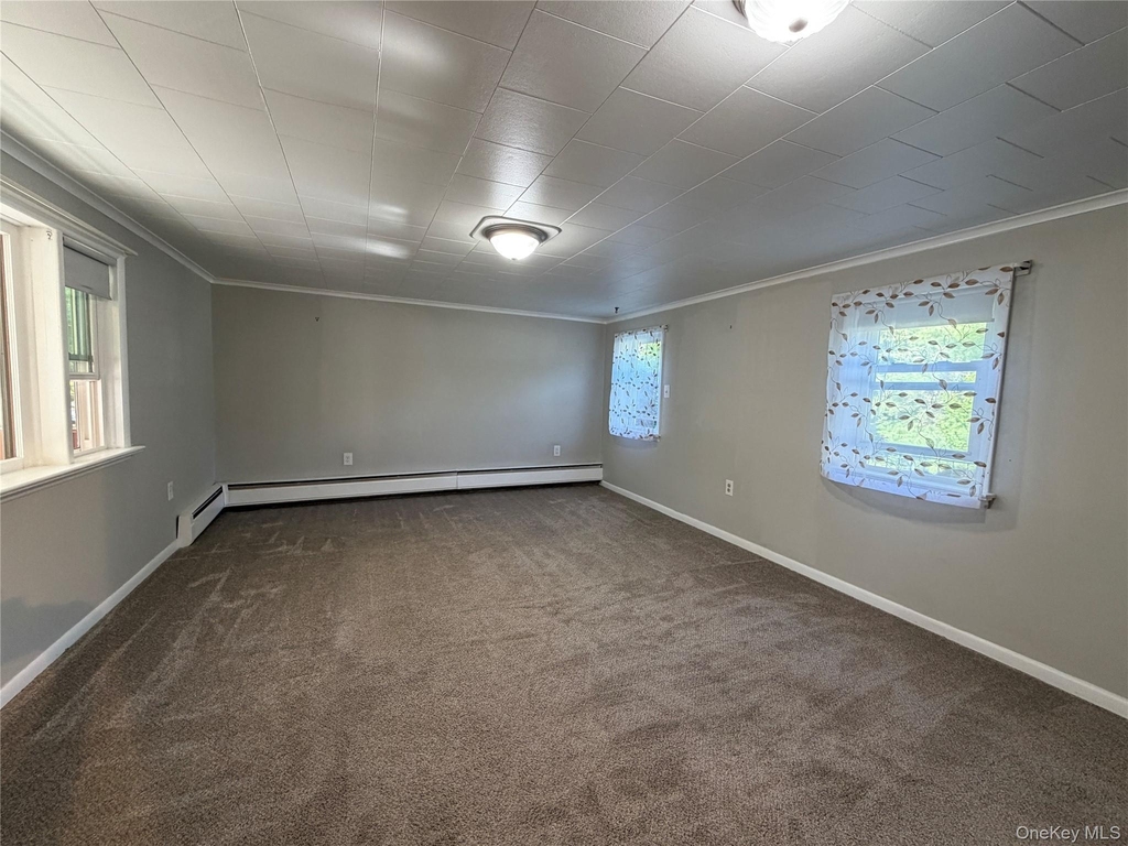 1390 Kings Highway - Photo 11