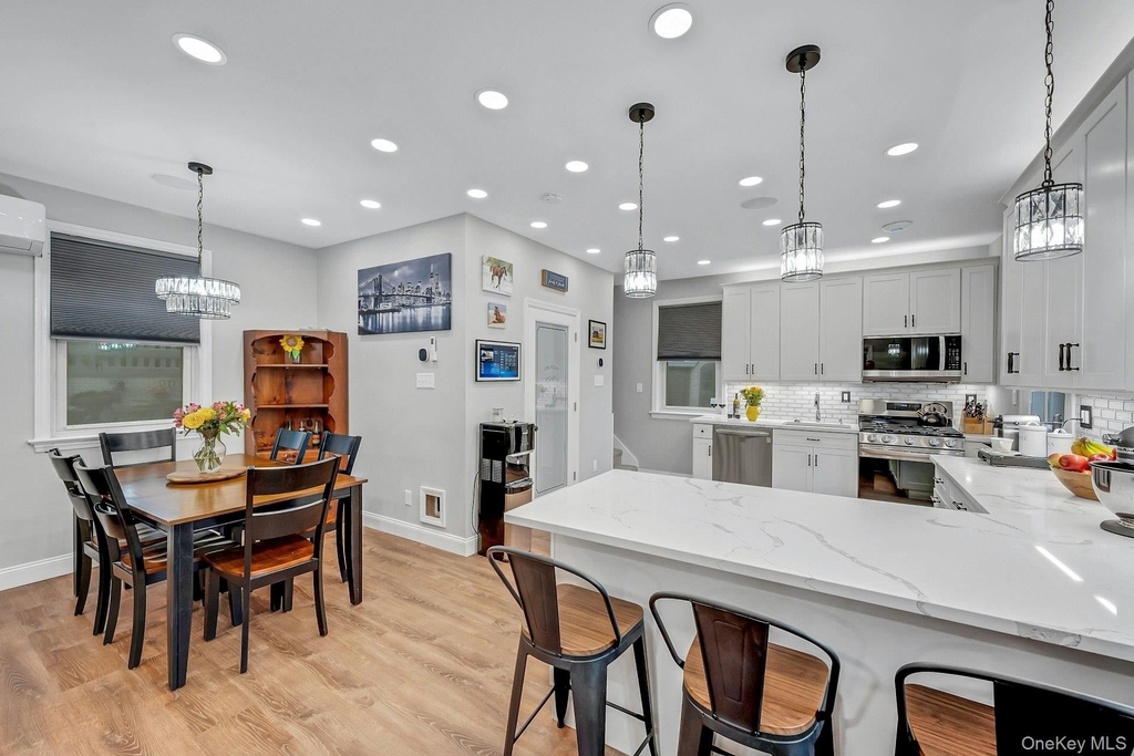 32 Glendale Avenue - Photo 2