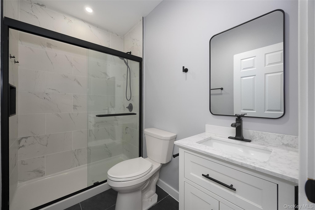 126 Innis Avenue - Photo 5