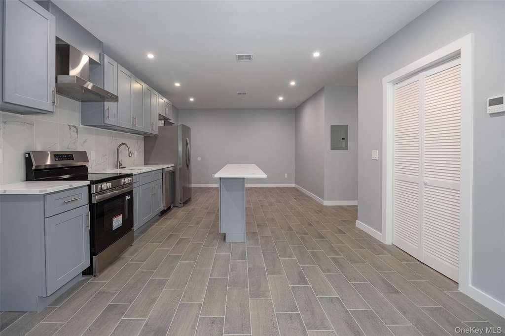 126 Innis Avenue - Photo 3