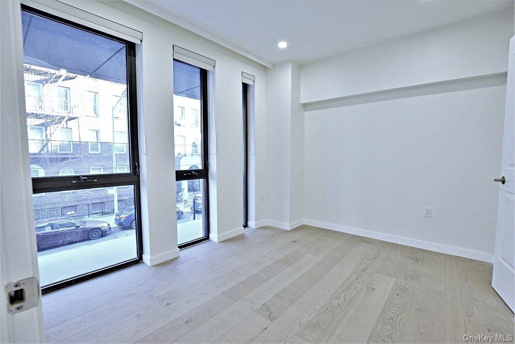 41-26 44th Street - Photo 6